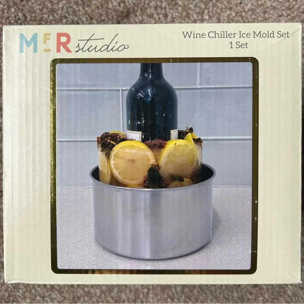 NWT Wine Chiller Ice Mold Set